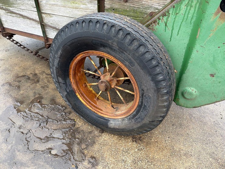 john-deere-10ft-manure-spreader-image-5