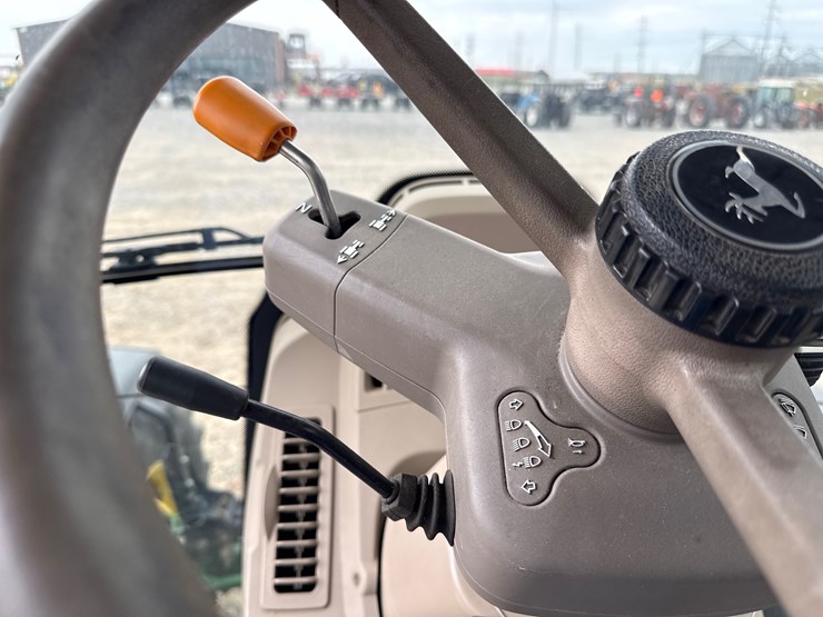 2023-john-deere-6120m-image-37