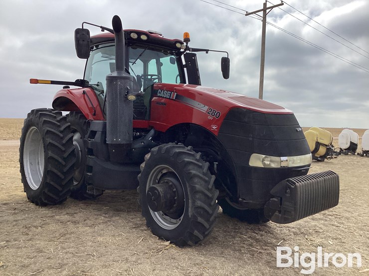 2016-case-ih-magnum-280-cvt-image-3