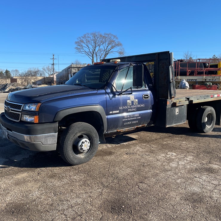 2005 CHEVROLET 3500