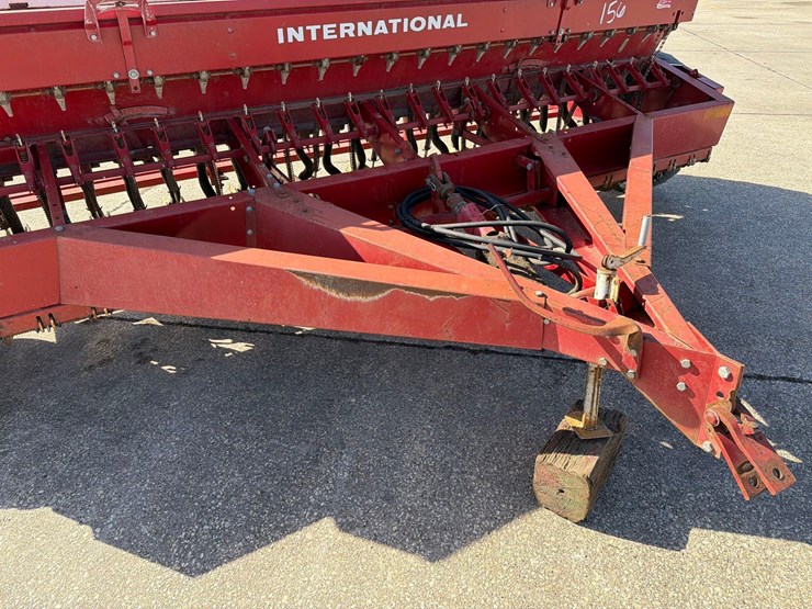 international-510-image-9