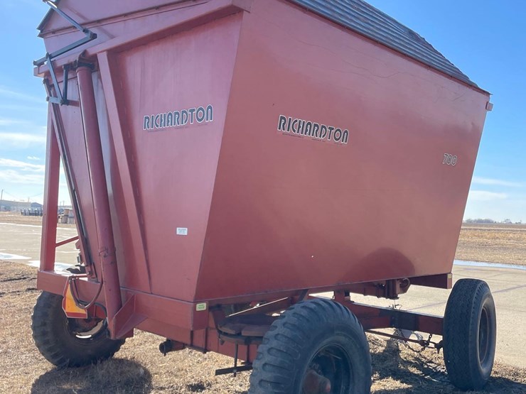 richardton-700-image-4