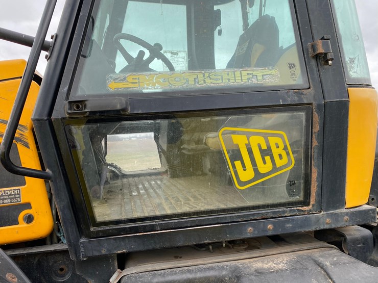 jcb-fast-trac-2140-image-37