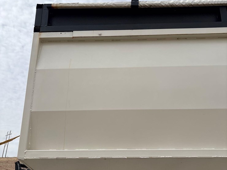 triple-r-500bu-gooseneck-hopper-trailer-image-6