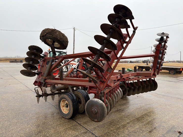 international-490-image-5