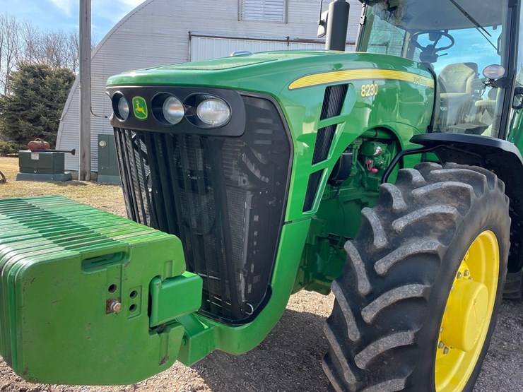 2007-john-deere-8230-image-27