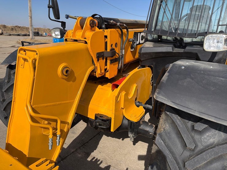 2012-jcb-535-95-image-54