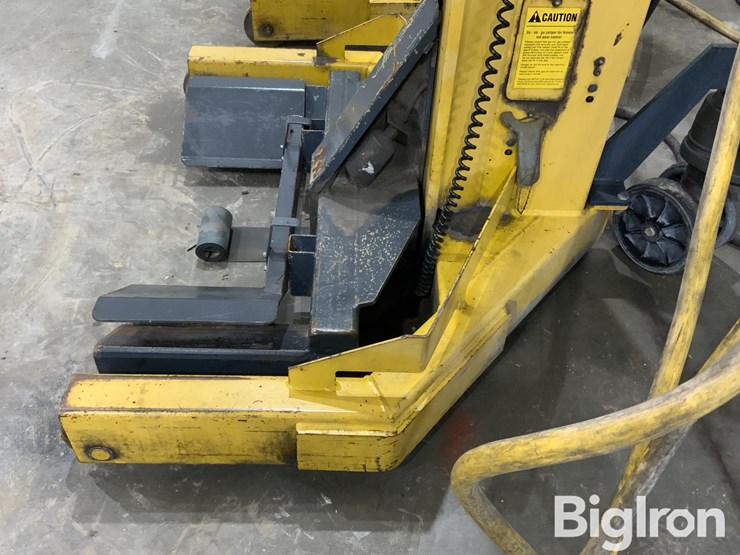 massey-ferguson-730-image-18