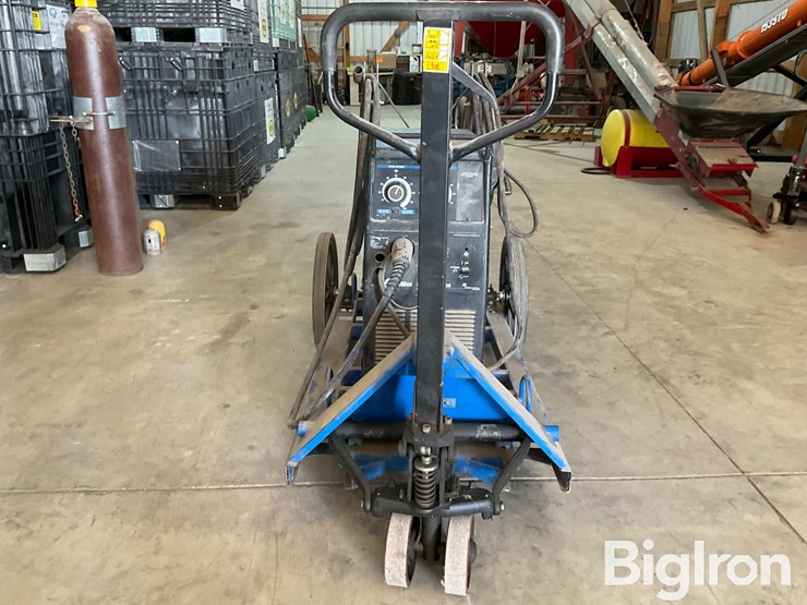 miller-millermatic-250-electric-wire-welder-image-2