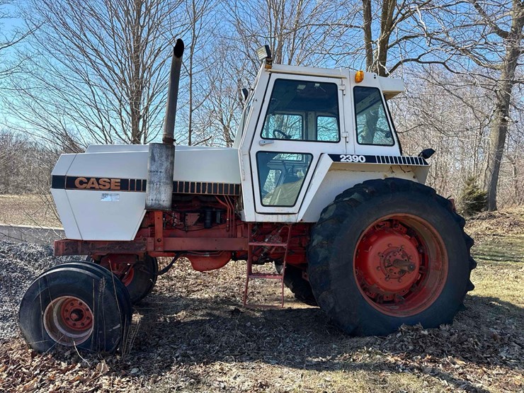 case-2390-for-parts-image-1