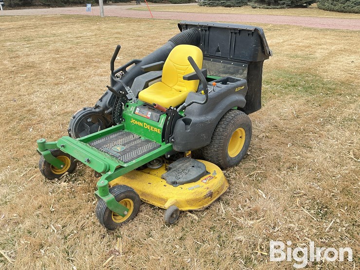 2010-john-deere-z445-image-1