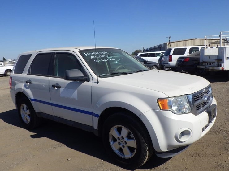 2012-ford-escape-image-2