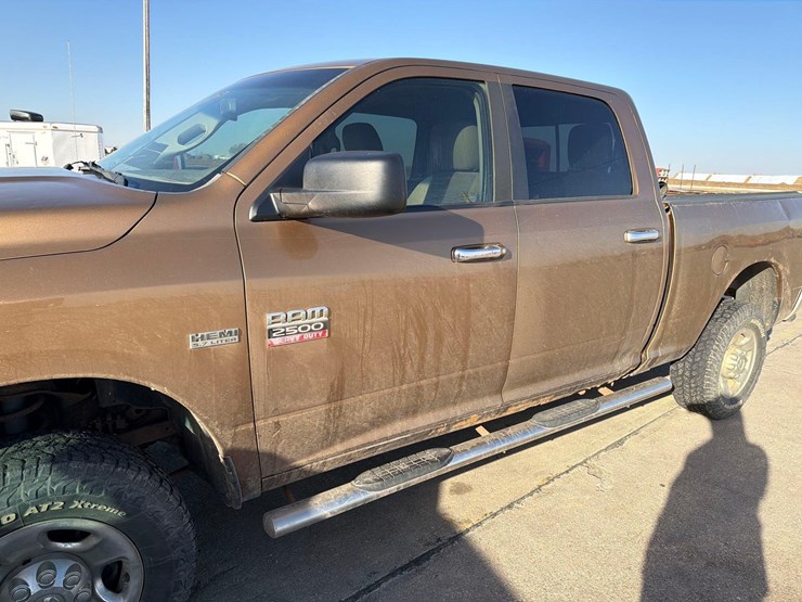 2011-dodge-ram-2500-image-9