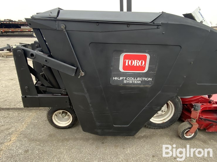 2022-toro-groundsmaster-228d-image-16