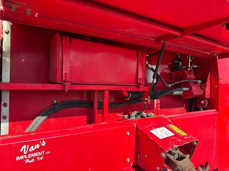 massey-ferguson-2856a-image-39