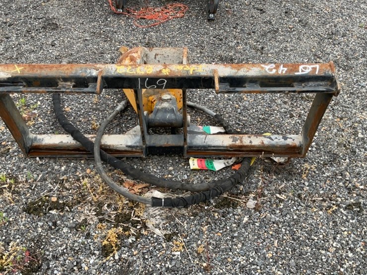 skid-steer-hydraulic-auger-attachment-image-2