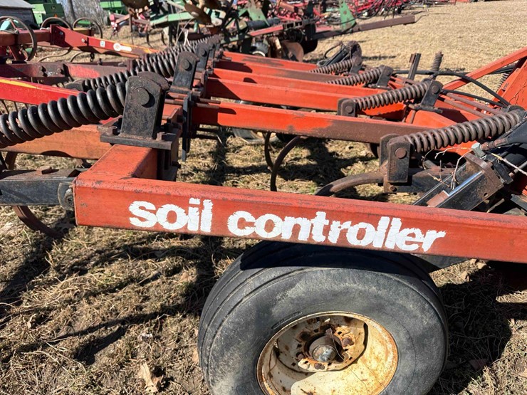 case-soil-controller-9-shank-image-9