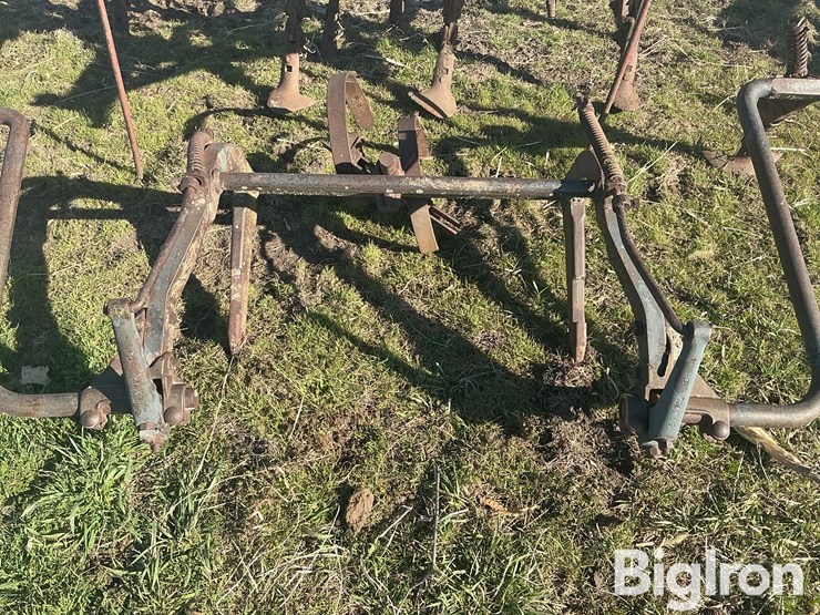 34-261-front-mount-field-cultivator-image-11