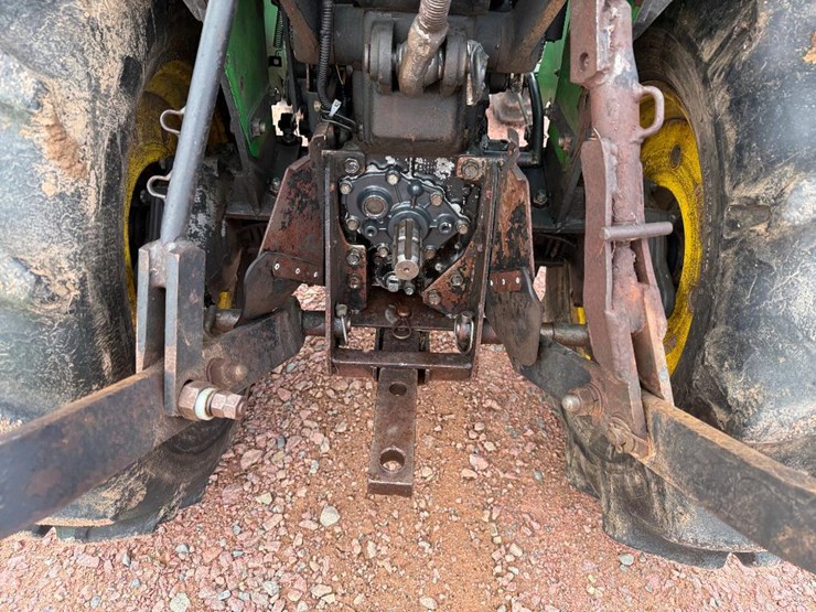 john-deere-4100-image-22