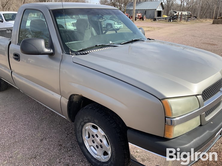 2003-chevrolet-silverado-1500-image-12