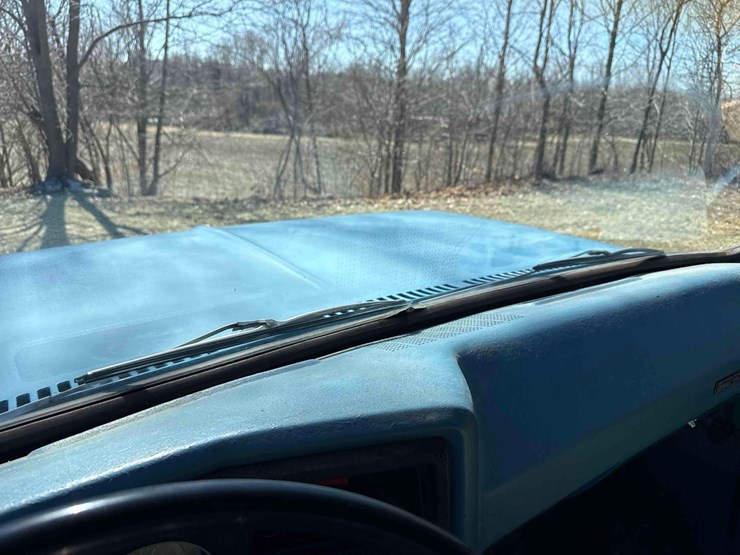 1977-chevrolet-custom-deluxe-image-39