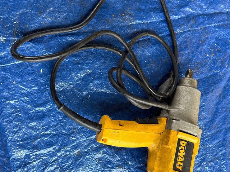 dewalt-impact-image-1