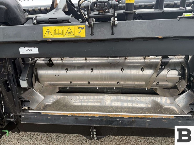 2023-mac-don-fd240-image-18