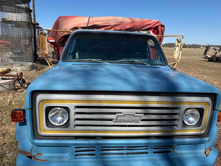 1977-chevrolet-custom-deluxe-image-25