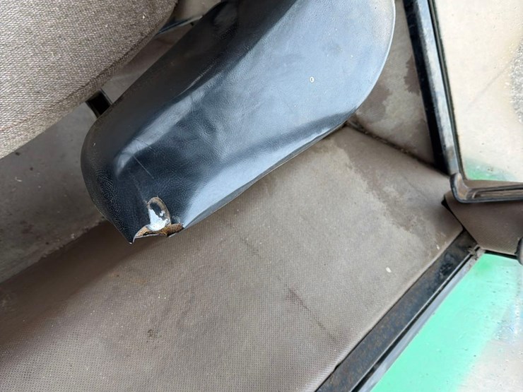 john-deere-4650-image-45