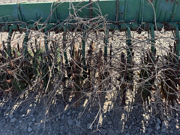 john-deere-25-image-15