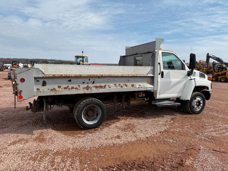 #205-•-lot-205-image-4