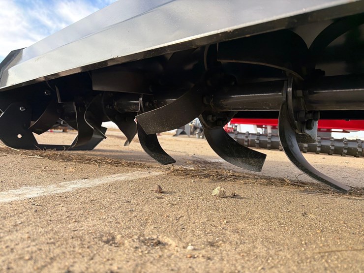 2025-wolverine-86”-skidloader-tiller-image-8