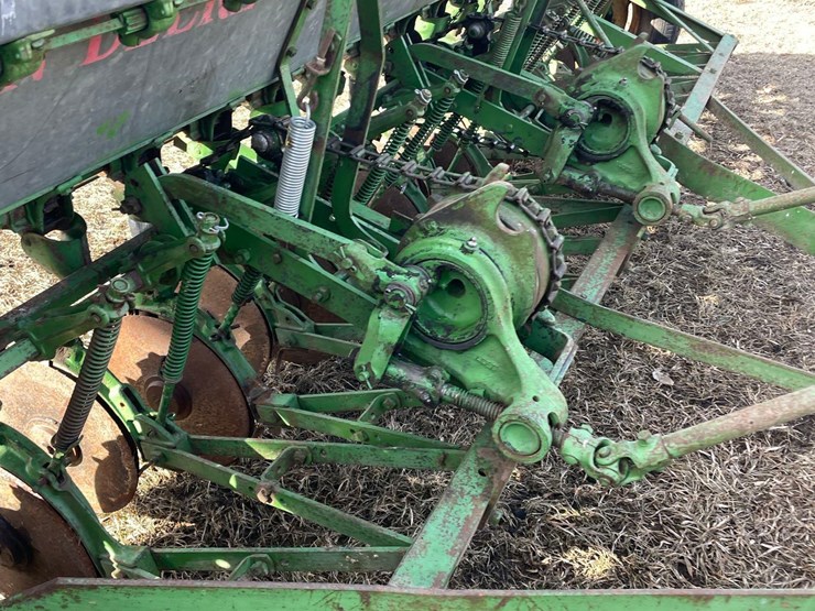john-deere-grain-drill-image-19