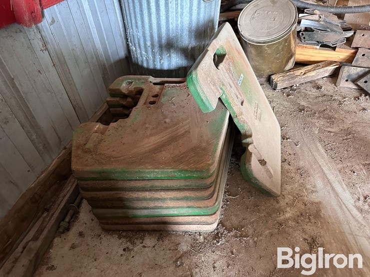 john-deere-8-image-2