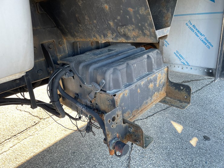 2009-ford-f750-xlt-image-15