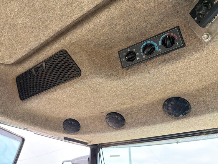 challenger-mt665-image-46