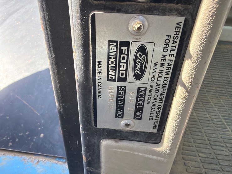 1990-versatile-946-image-68