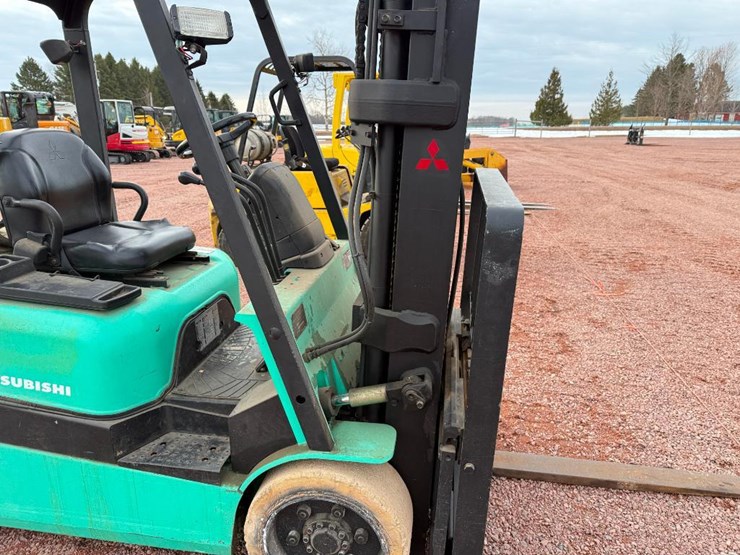 mitsubishi-fgc30k-image-26