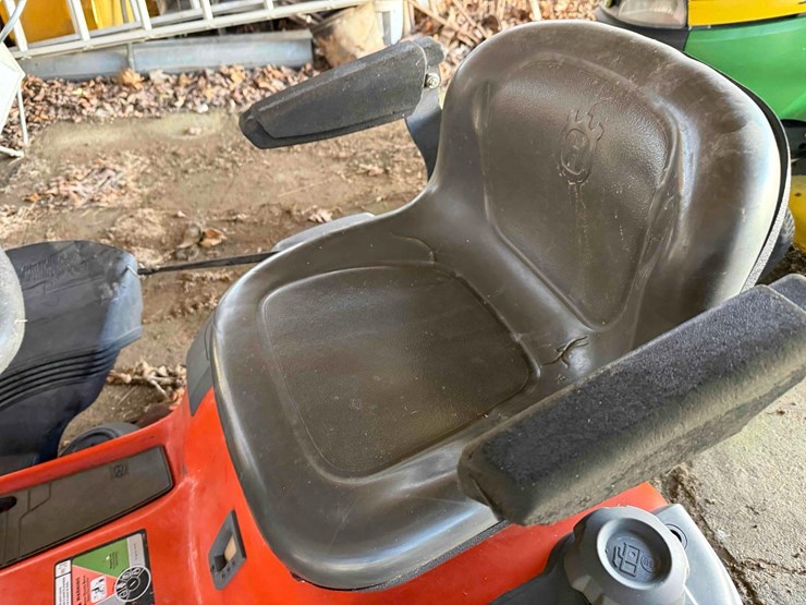 husqavarna-yth24ky8-mower-image-6