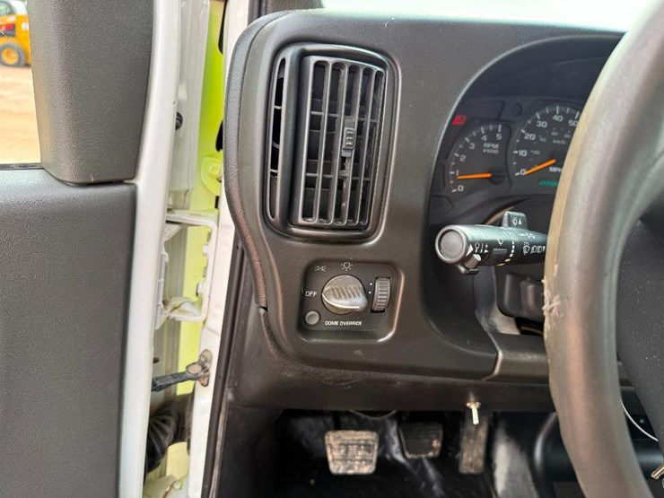 #205-•-lot-205-image-56