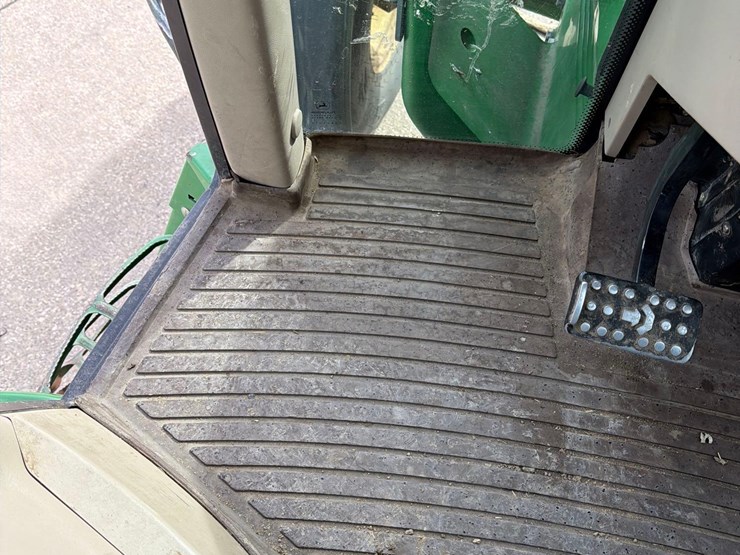 john-deere-7420-image-42