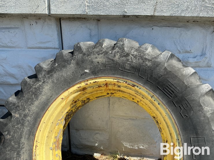 john-deere-4630-image-6