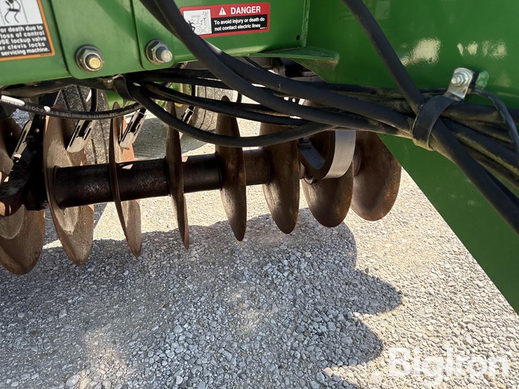 2012-john-deere-2623-image-20