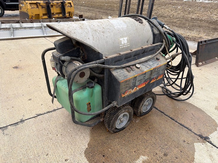 tnt-hot/cold-waterpower-washer-image-1