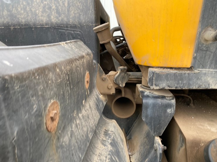 jcb-fast-trac-2140-image-27