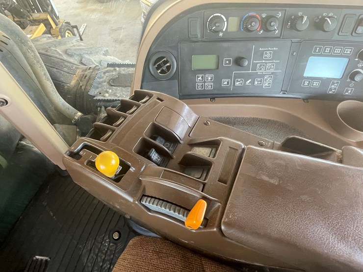 2010-john-deere-9430-image-38