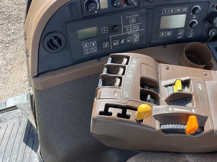 2007-john-deere-8230-image-49