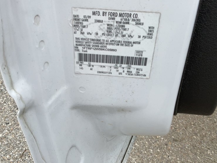 2009-ford-f150-xl-image-12