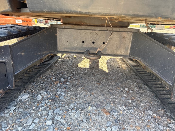 2017-bobcat-e26-image-6