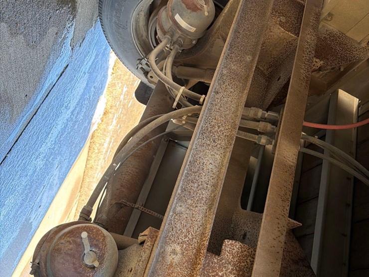 2003-chaparrel-102”-x-48ft-semi-flatbed-trailer-image-39